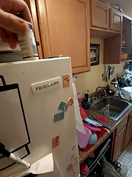 Brucejuce6669 live sex cam