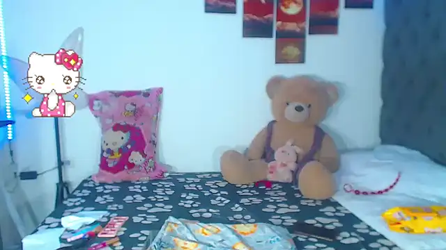 lucianadolll live sex cam