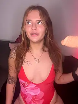 sexy_red69xox's cam snapshot