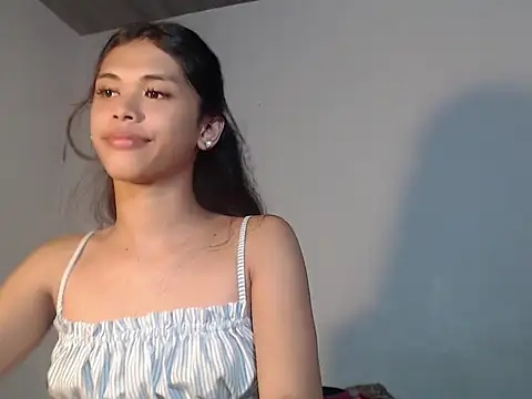 urcurlydiva live sex cam