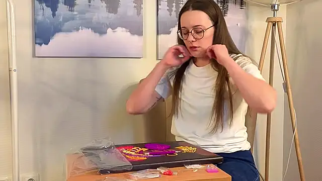 ChristeneMoffet's cam snapshot