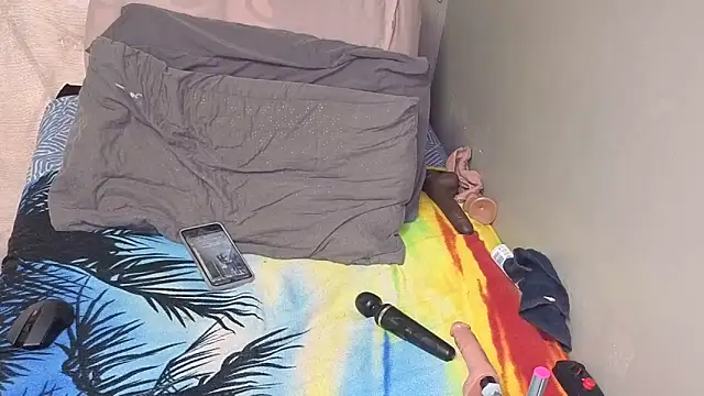 spicybootie live sex cam