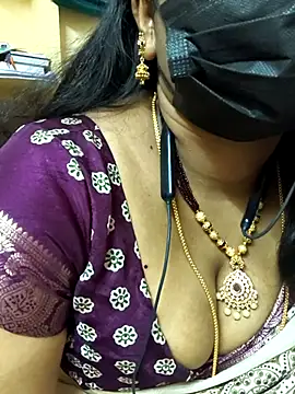 Dhatshayni's cam snapshot