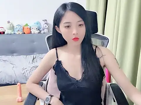 ShynBarbie94's cam snapshot