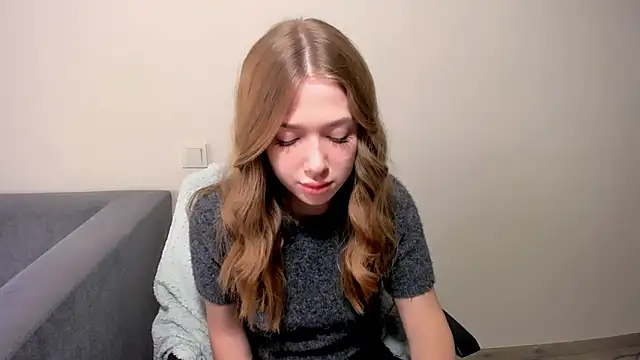 ElleLuv_'s cam snapshot