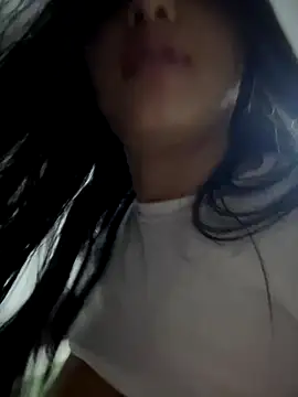 Estefanii- live sex cam