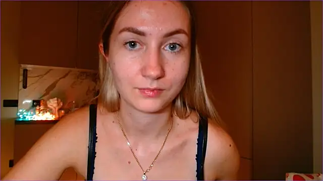 BluueSilk's cam snapshot