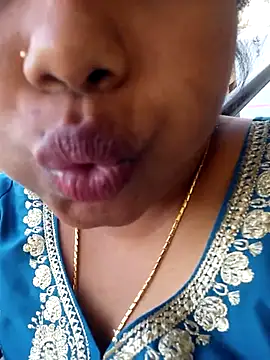 Mathi_cam live sex cam