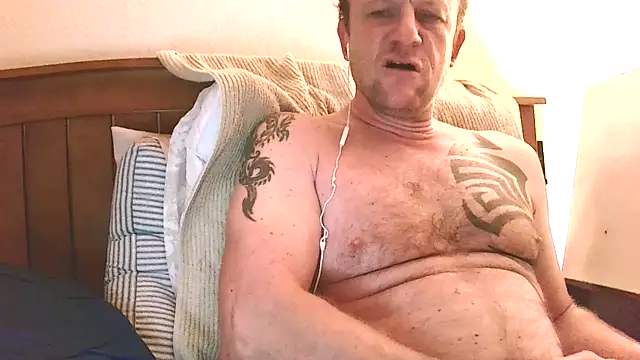 Yournaughty's cam snapshot