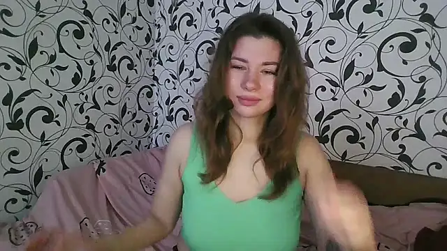 YourEmilie's cam snapshot