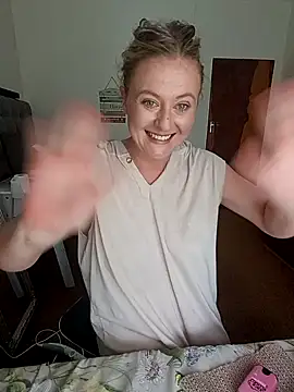 Vintasia live sex cam