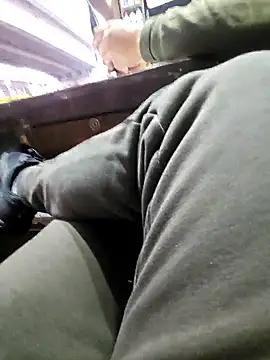 Thestraightmen's cam snapshot