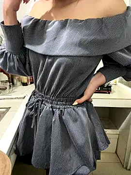 -Moon-20's cam snapshot