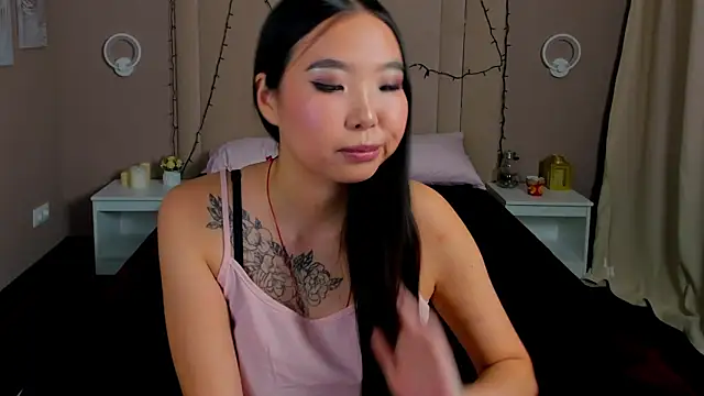 Vina_Moon's cam snapshot