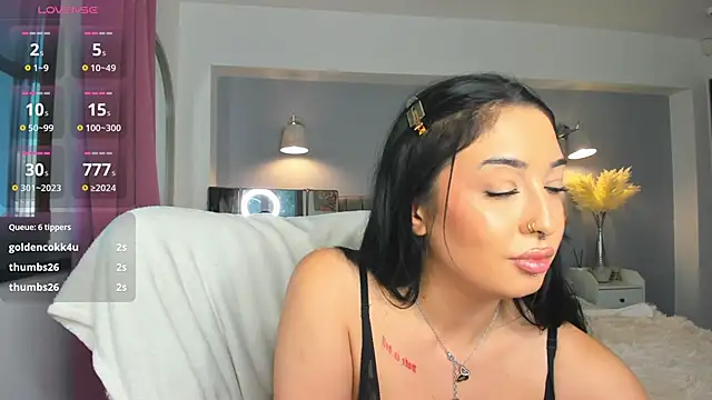 Awesome_Jolie's cam snapshot