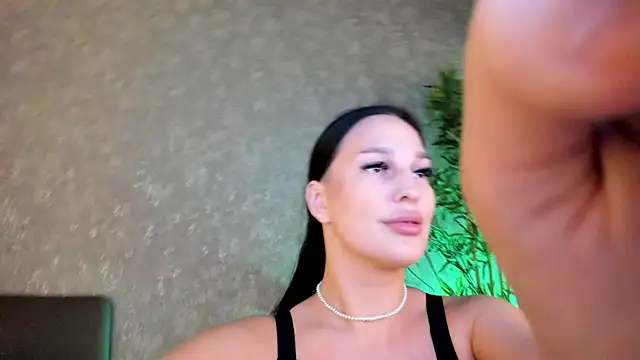 MiaHartx's cam snapshot