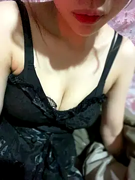 kitty-20x's cam snapshot