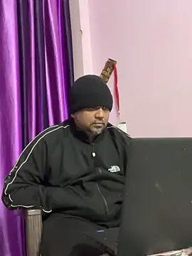 Dick_6inches_Delhi live sex cam