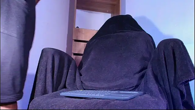 KaelMoreau live sex cam