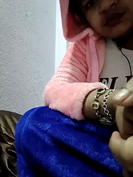 Deborbhavi222's cam snapshot