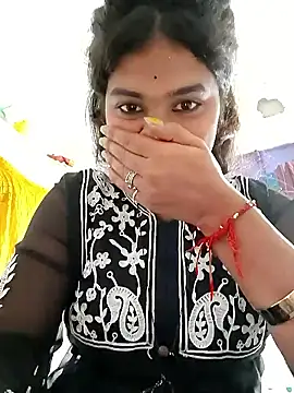 Cut_madhuri's cam snapshot