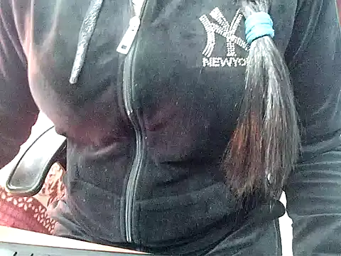 Nagma_housewife's cam snapshot