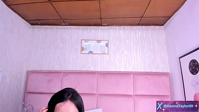 HannaTaylor's cam snapshot