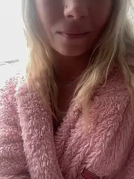 SweetCupcaks's cam snapshot