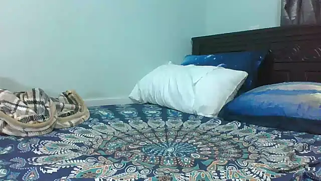 Huge_Bootybae live sex cam