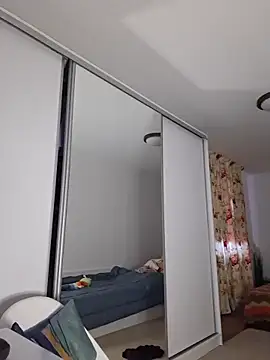 merlyn4 live sex cam