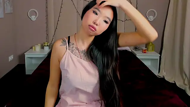 Vina_Moon's cam snapshot