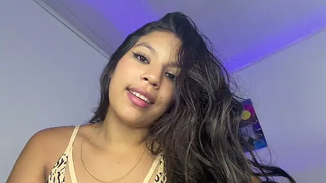 Mia_X1 live sex cam