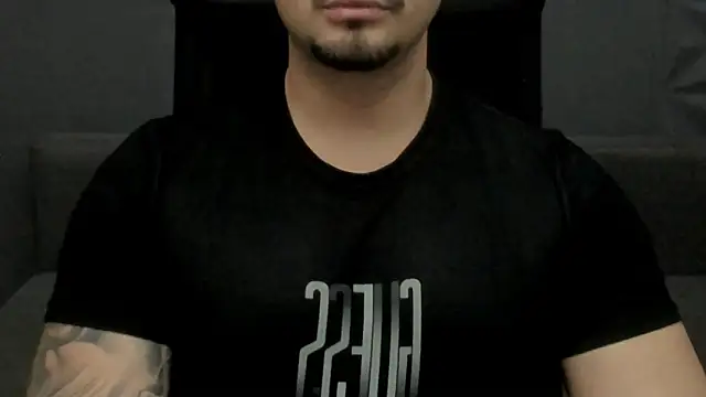 TonyWilcox live sex cam