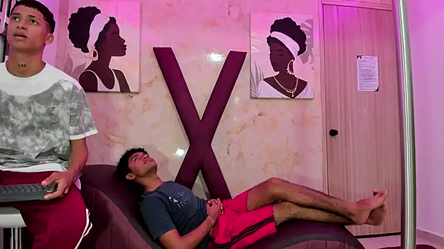 DIAMOND_BLACKS live sex cam