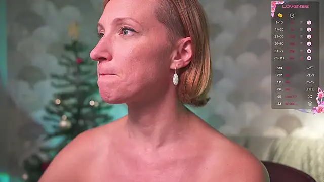 UmaTruewoman live sex cam