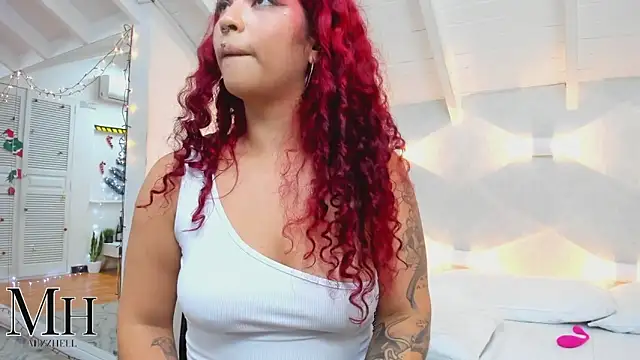 MizzHell live sex cam