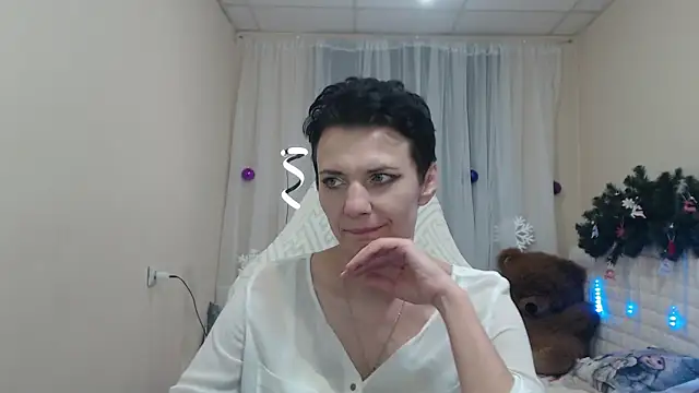 AvaSaturnian's cam snapshot