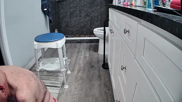 lou63ponce live sex cam