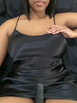 CaramelGoddess1's cam snapshot