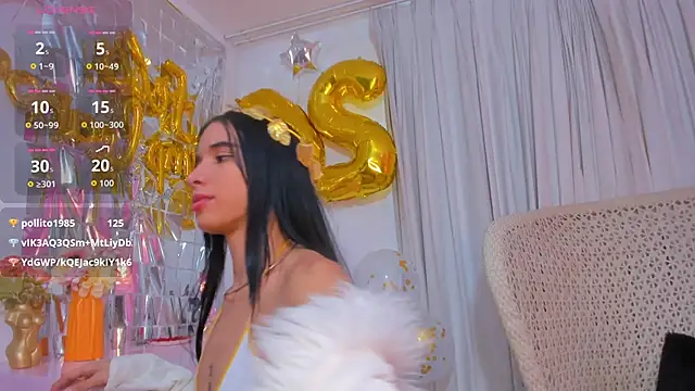 GabbyRain's cam snapshot