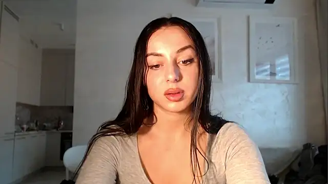 courtneyPerfect's cam snapshot