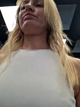 Miss____Mia_ live sex cam