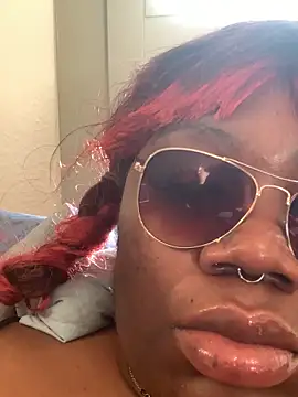 NYRIELLE's cam snapshot