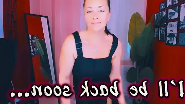 AnaMills's cam snapshot