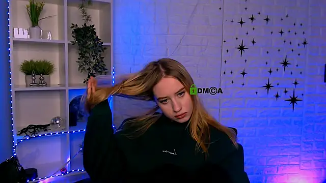 molly_lesser's cam snapshot