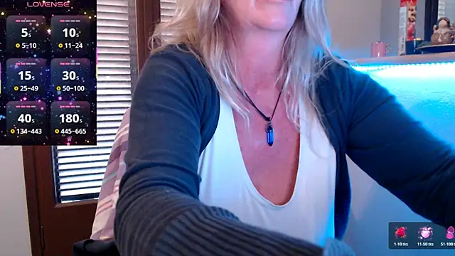 JennaDeluxe live sex cam