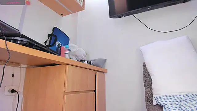 MikeMiller2 live sex cam