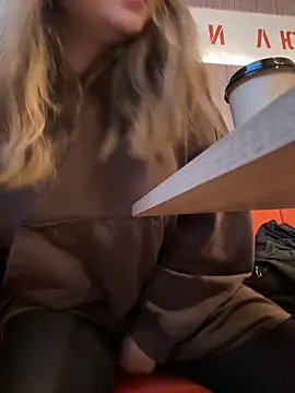 PumaShyXD live sex cam