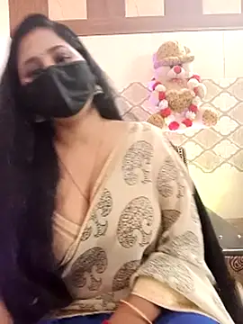 Cute_purnima live sex cam