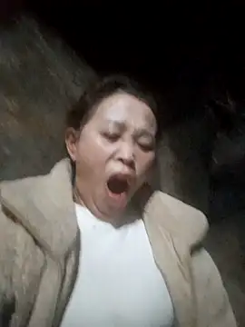 dakota-kis's cam snapshot